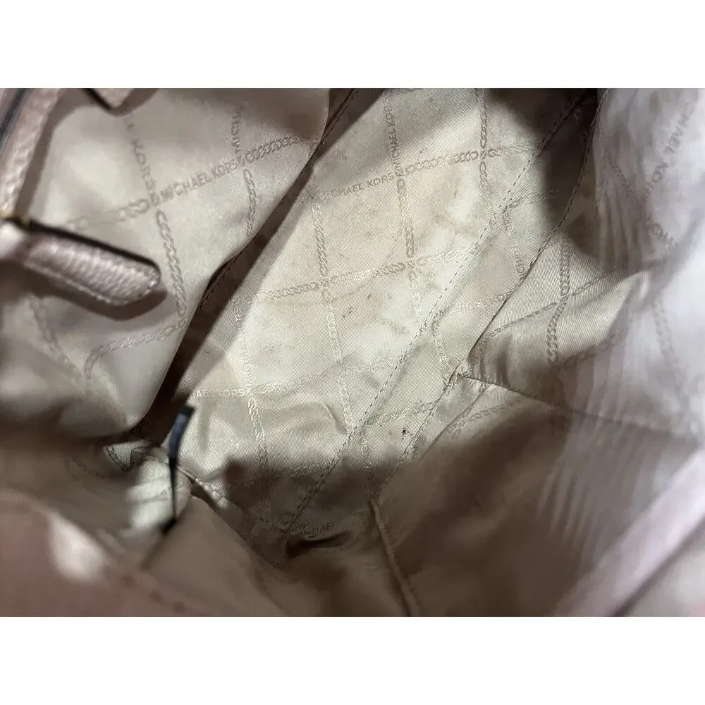 Michael Kors saffiano leather